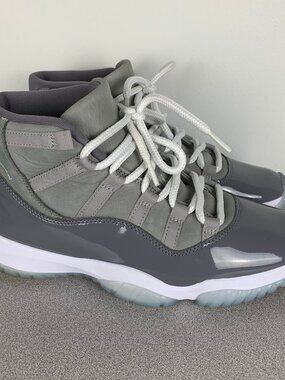 Jordan 11 Cool Grey CT8012-005 Men's size 9